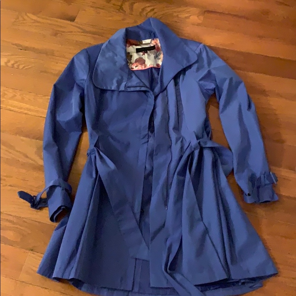 Ladies Steve Madden raincoat